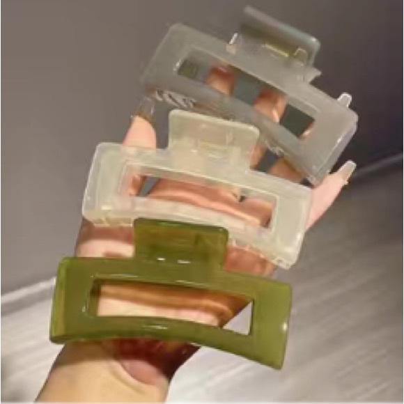 3 Piece Large Sized Translucent Hair Clips - Picture 1 of 7